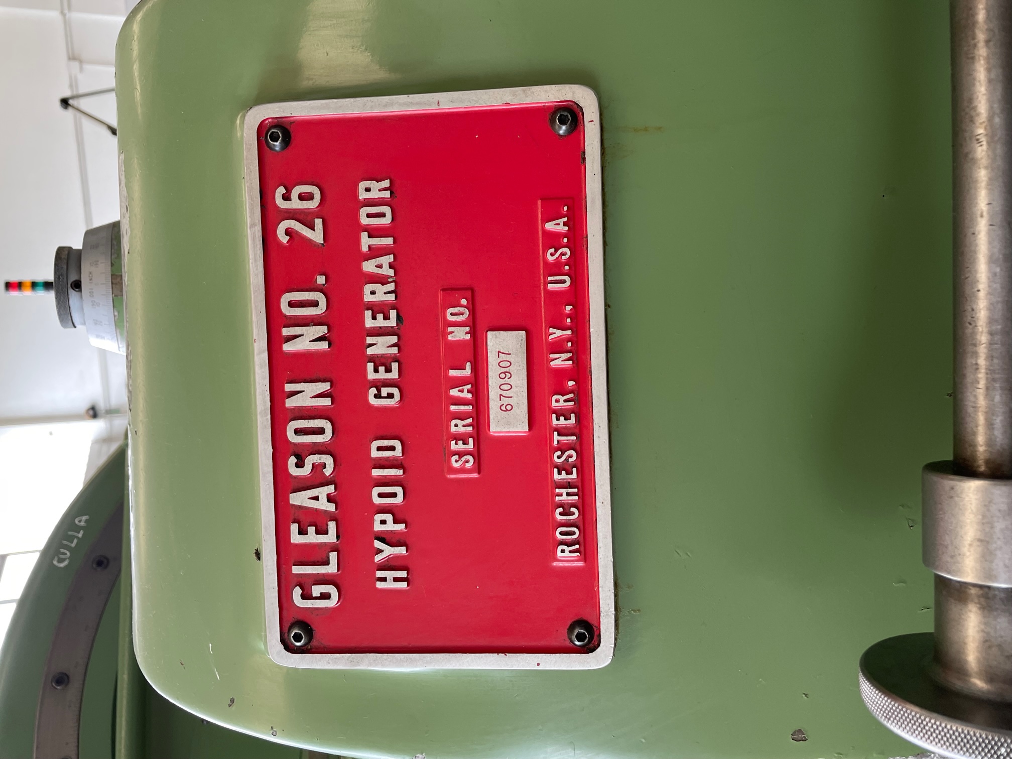 Usato Dentatrice per ingranaggi conici spirale GLEASON 26