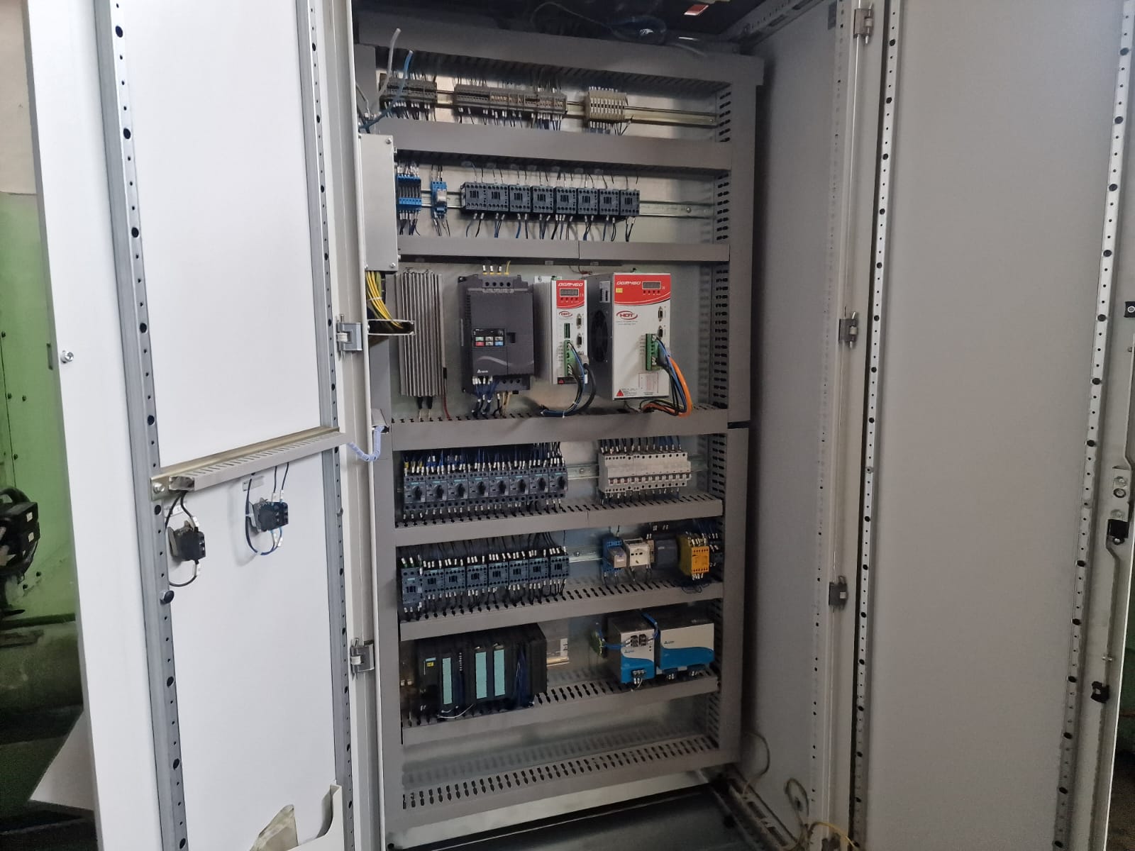 Usato Dentatrice a coltello LORENZ LS 300