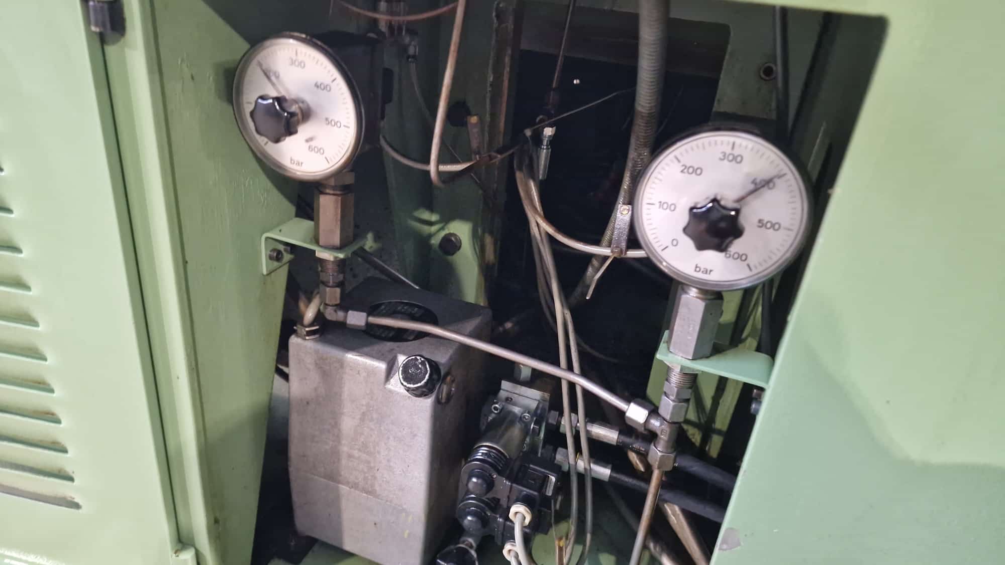 Usato Fresatrice per cremagliere KESEL L79/2100