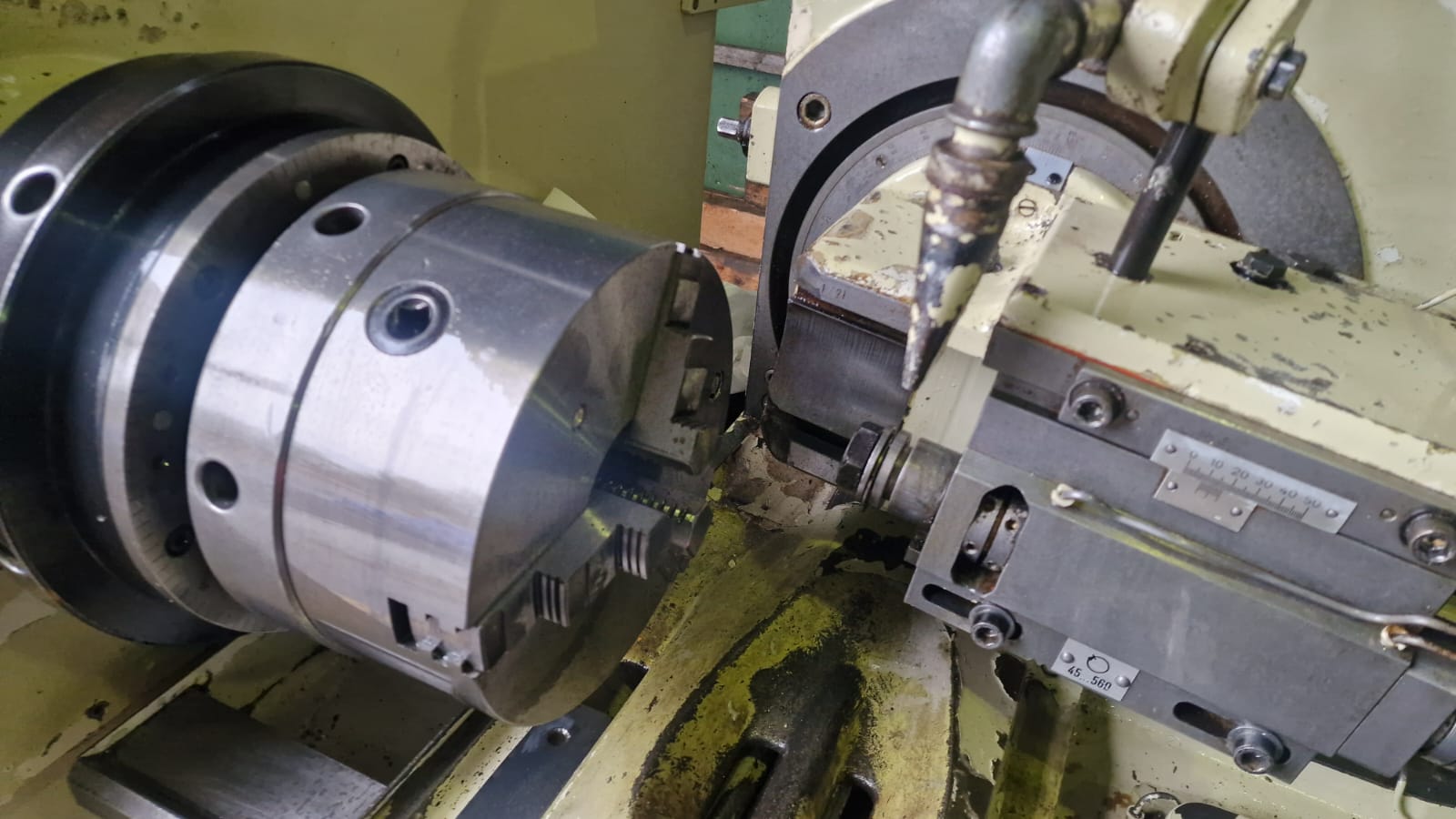 Usato Fresatrice per viti e filetti HECKERT ZFWVG 250x800