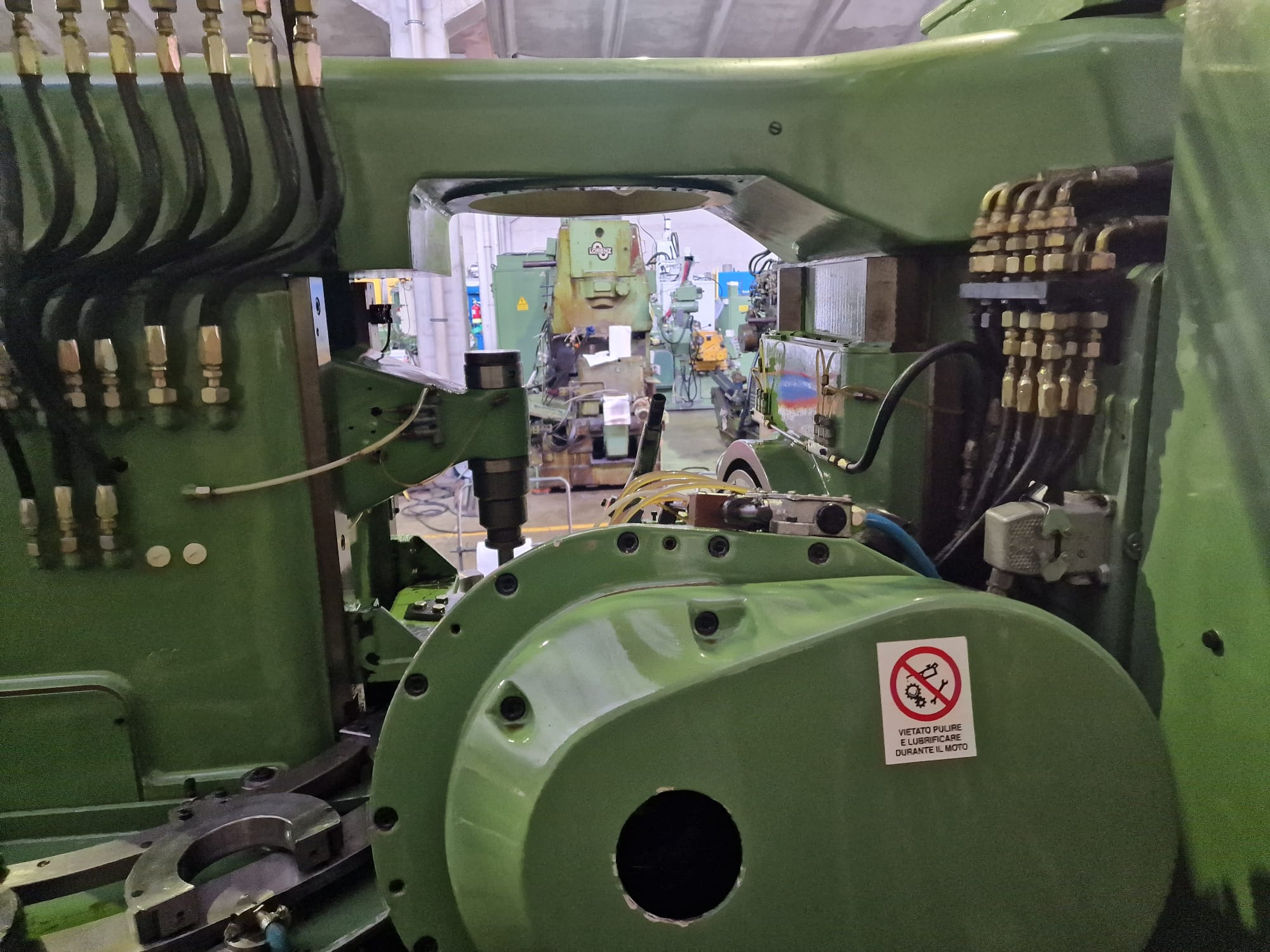 Usato Dentatrice a creatore LIEBHERR L 301