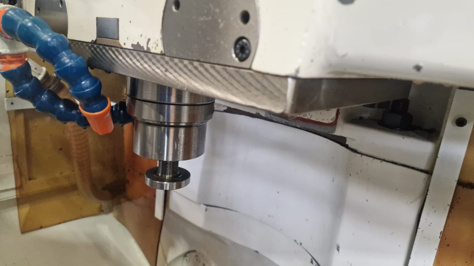 Usato Dentatrice a coltello LORENZ LS 400