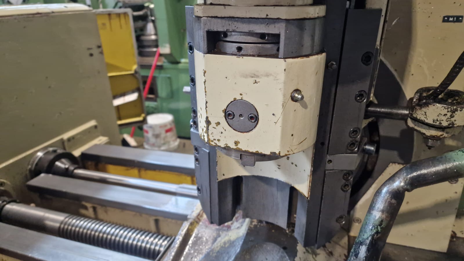 Usato Fresatrice per viti e filetti HECKERT ZFWVG 250x1250