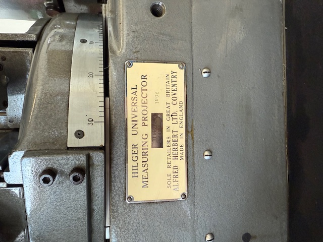 Usato Proiettore universale inclinabile HILGER 