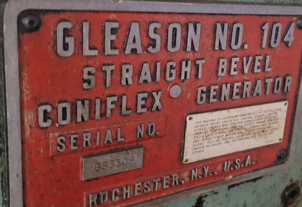 Usato Dentatrice per ingranaggi conici diritti GLEASON 104 Coniflex