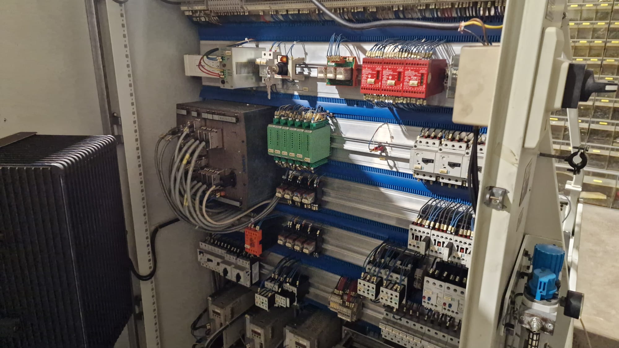 Usato Rettifica per esterni ed interni TACCHELLA ELEKTRA 1018 MPC