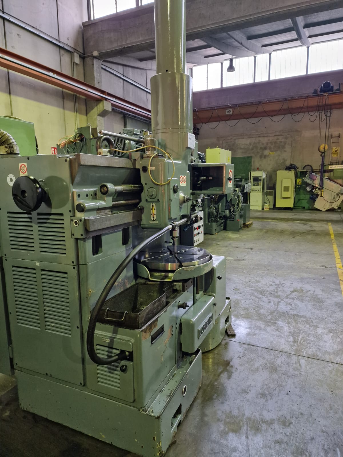 Usato Dentatrice a coltello LORENZ S8/630