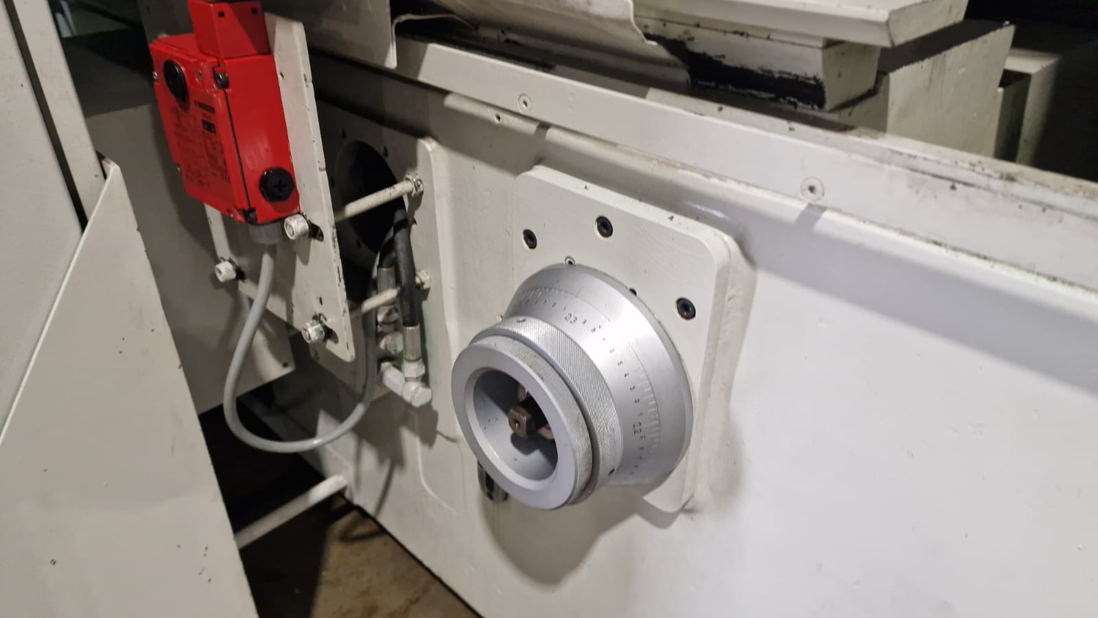 Usato Dentatrice a creatore LIEBHERR L 200