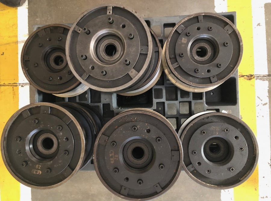 Usato Flange per Rettifica per ingranaggi REISHAUER ZB