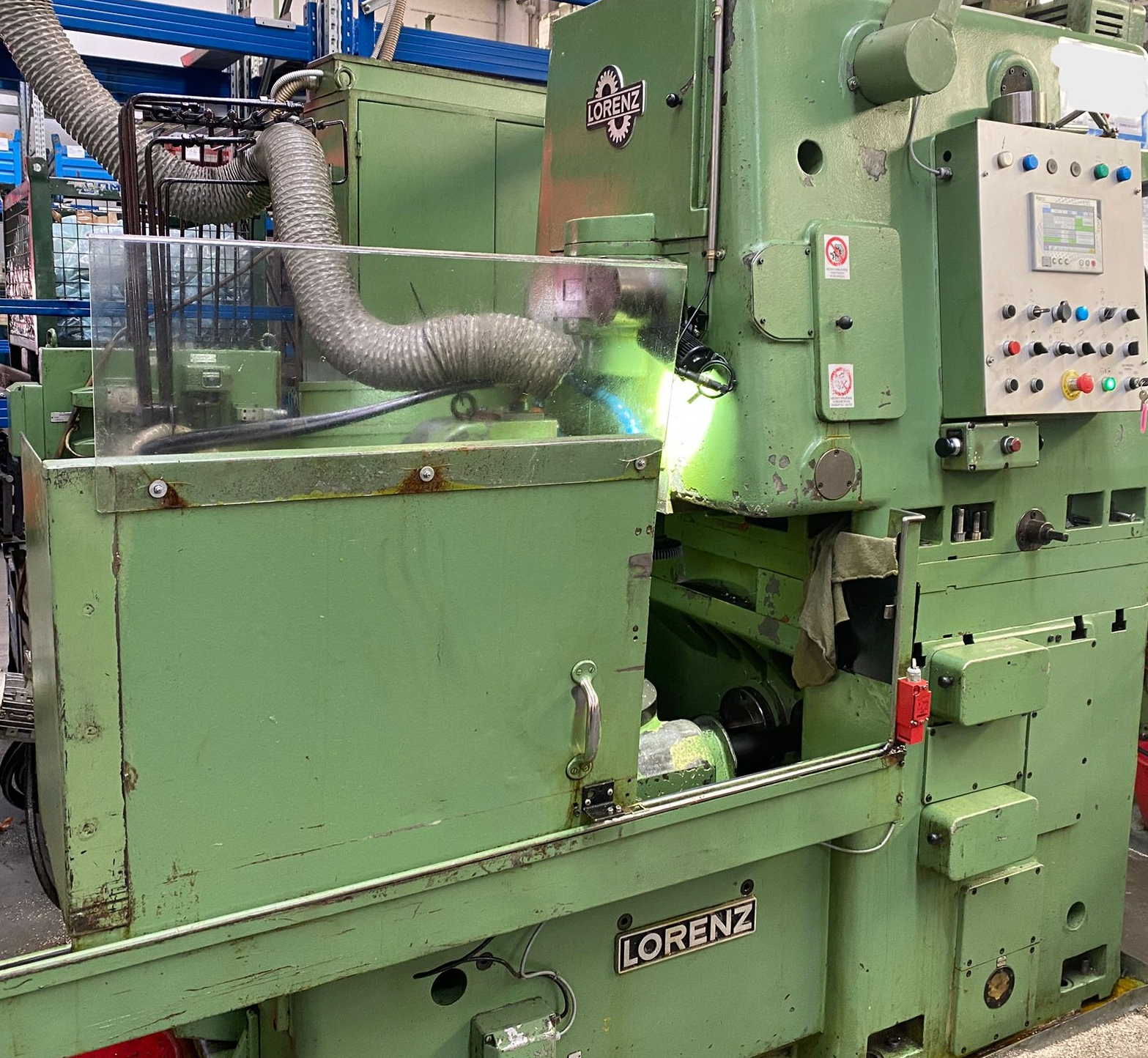 Usato Dentatrice a coltello LORENZ LS 200