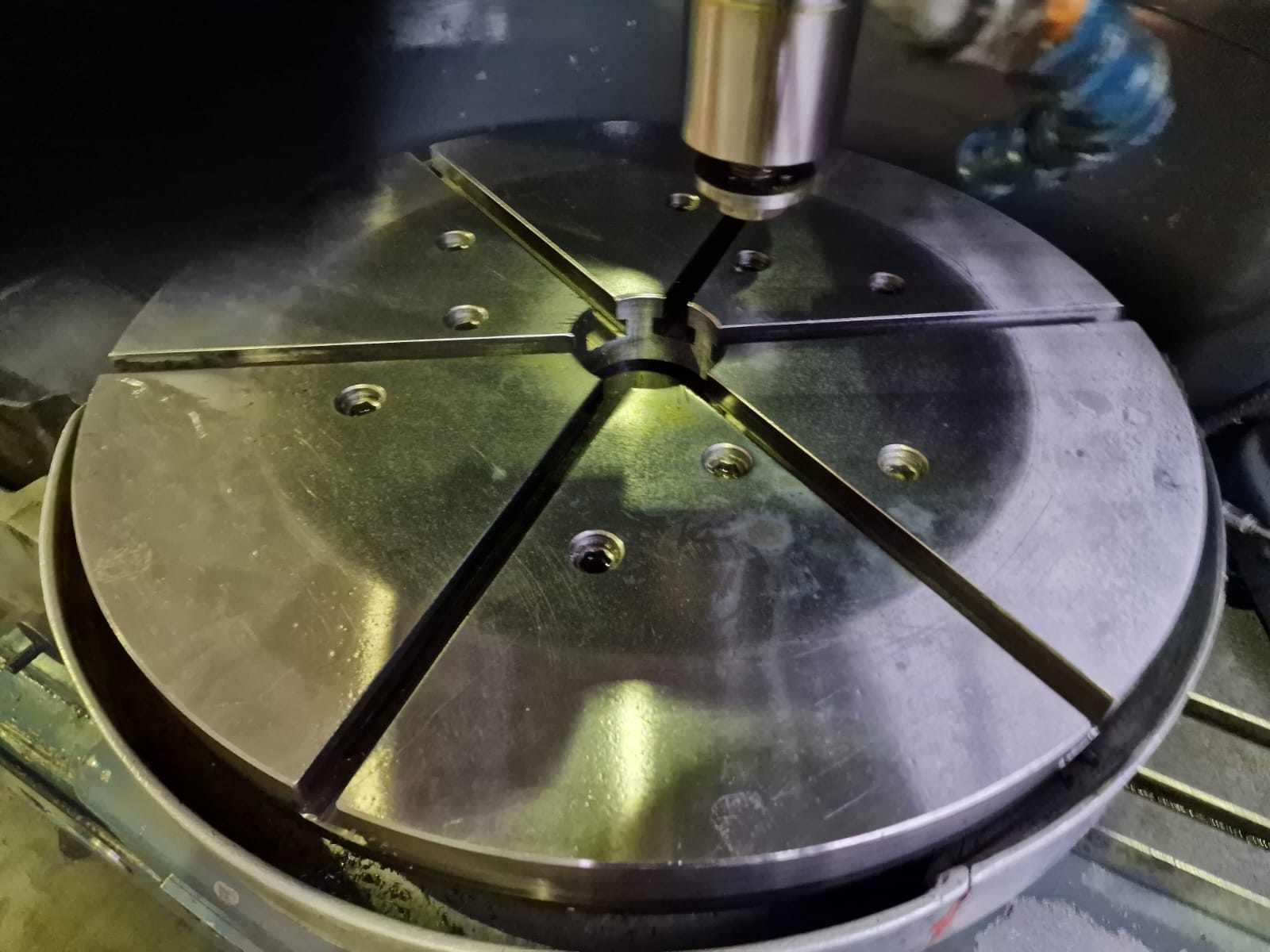 Usato Dentatrice a coltello LORENZ S8/630