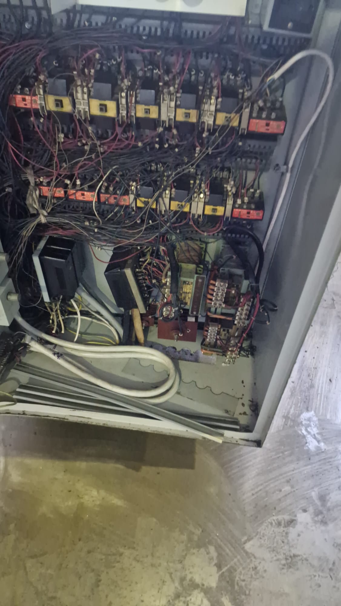 Usato Fresatrice per viti e filetti HECKERT ZFWVG 250x1250