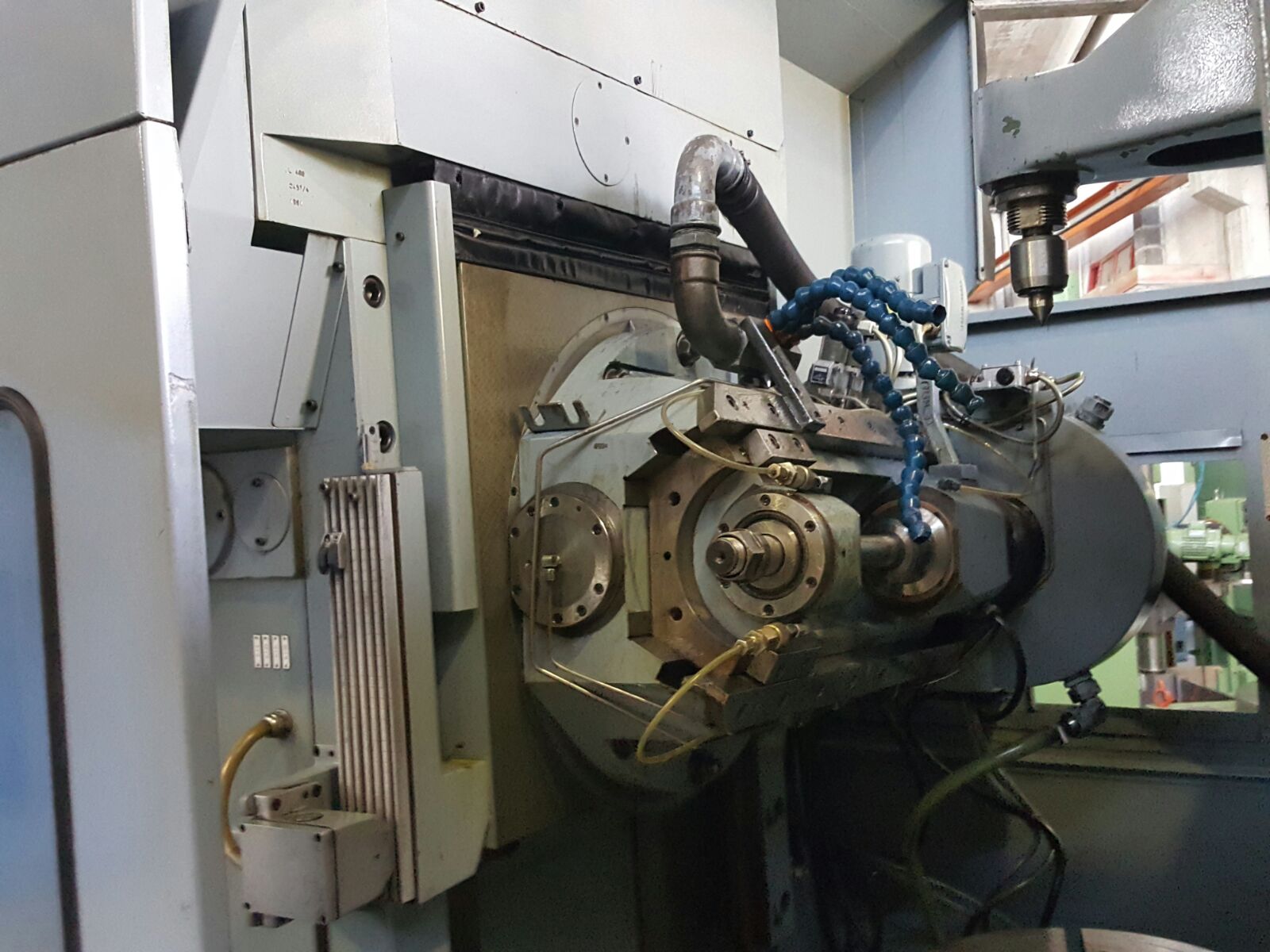 Usato Dentatrice a creatore LIEBHERR L 400