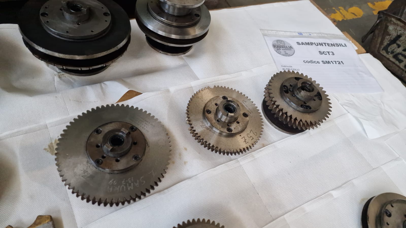 Usato Smussatrice SAMPUTENSILI SCT 3