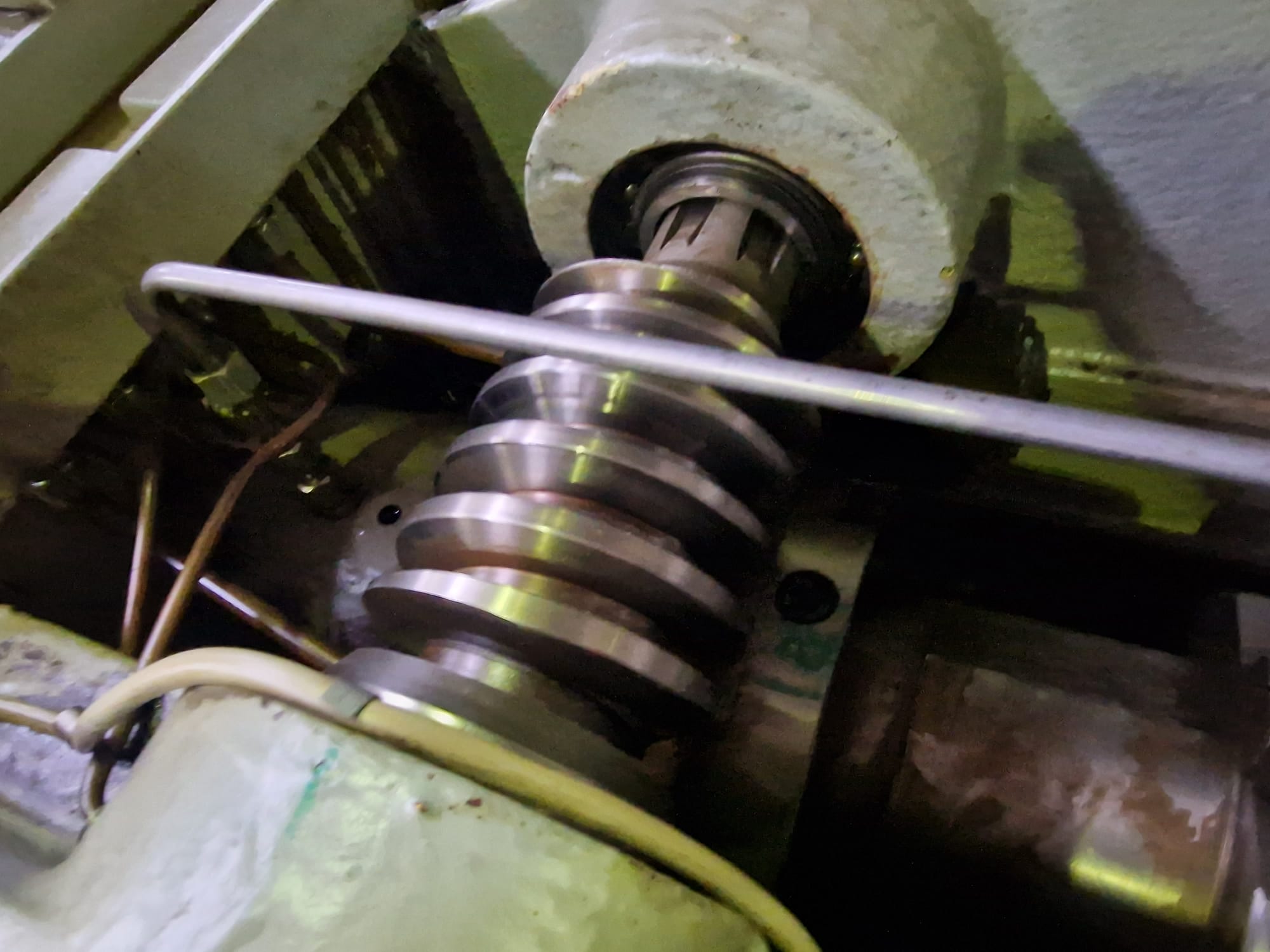 Usato Fresatrice per viti e filetti HECKERT ZFWVG 250x2000