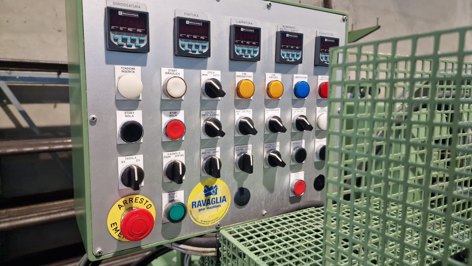 Usato Affilatrice per coltelli DEMM ACSA 200