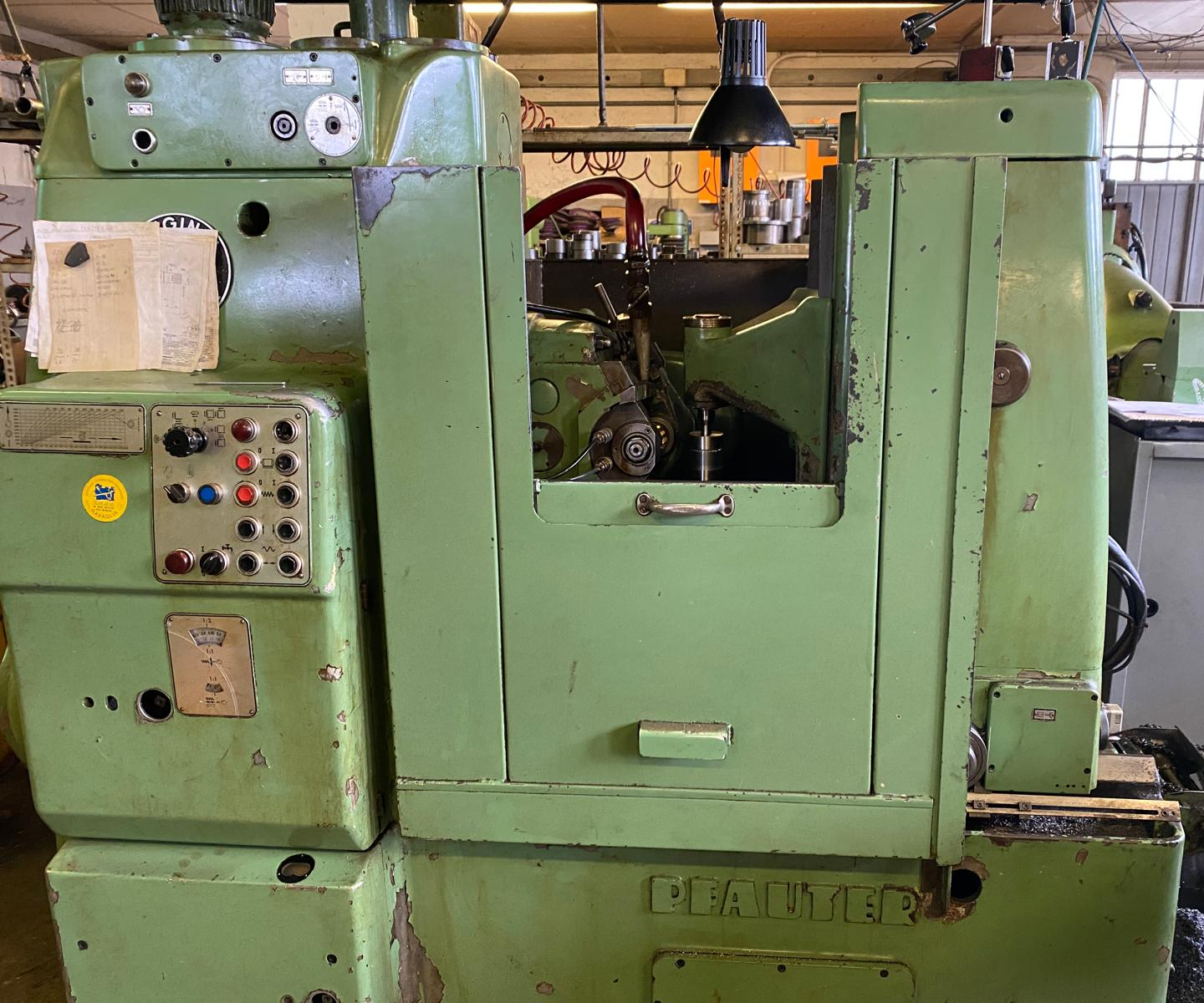 Usato Dentatrice a creatore PFAUTER P400