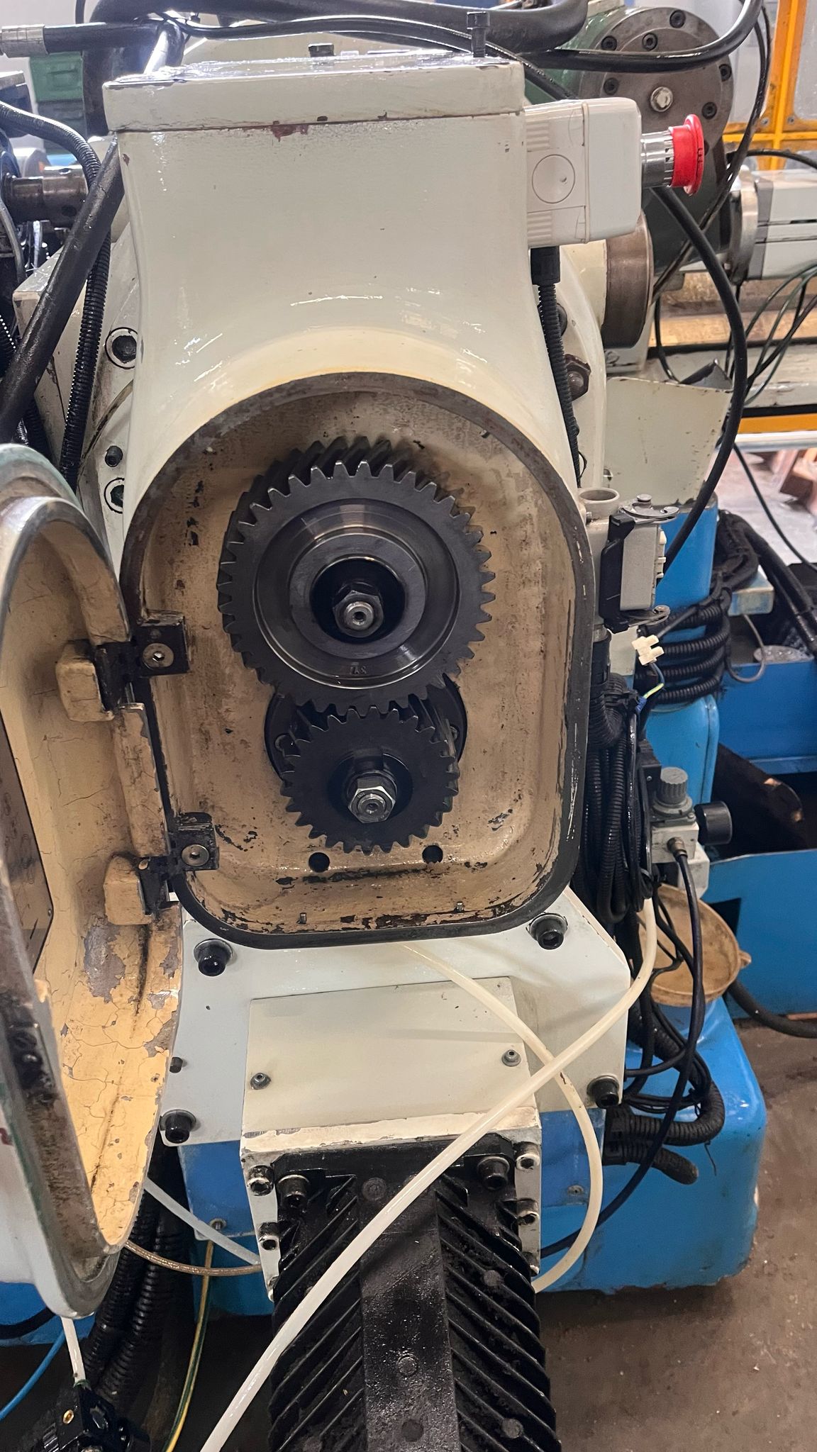 Usato Fresatrice per viti e filetti PFAUTER SF 1