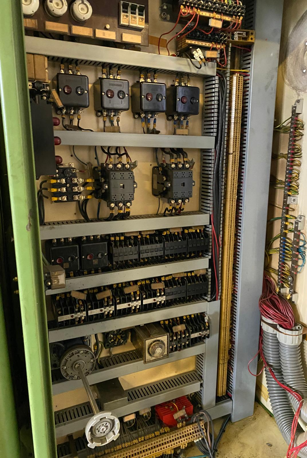 Usato Dentatrice a creatore PFAUTER P 630