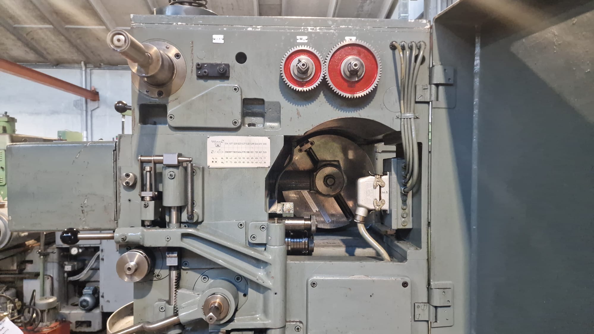 Usato Dentatrice a coltello LORENZ S8/630