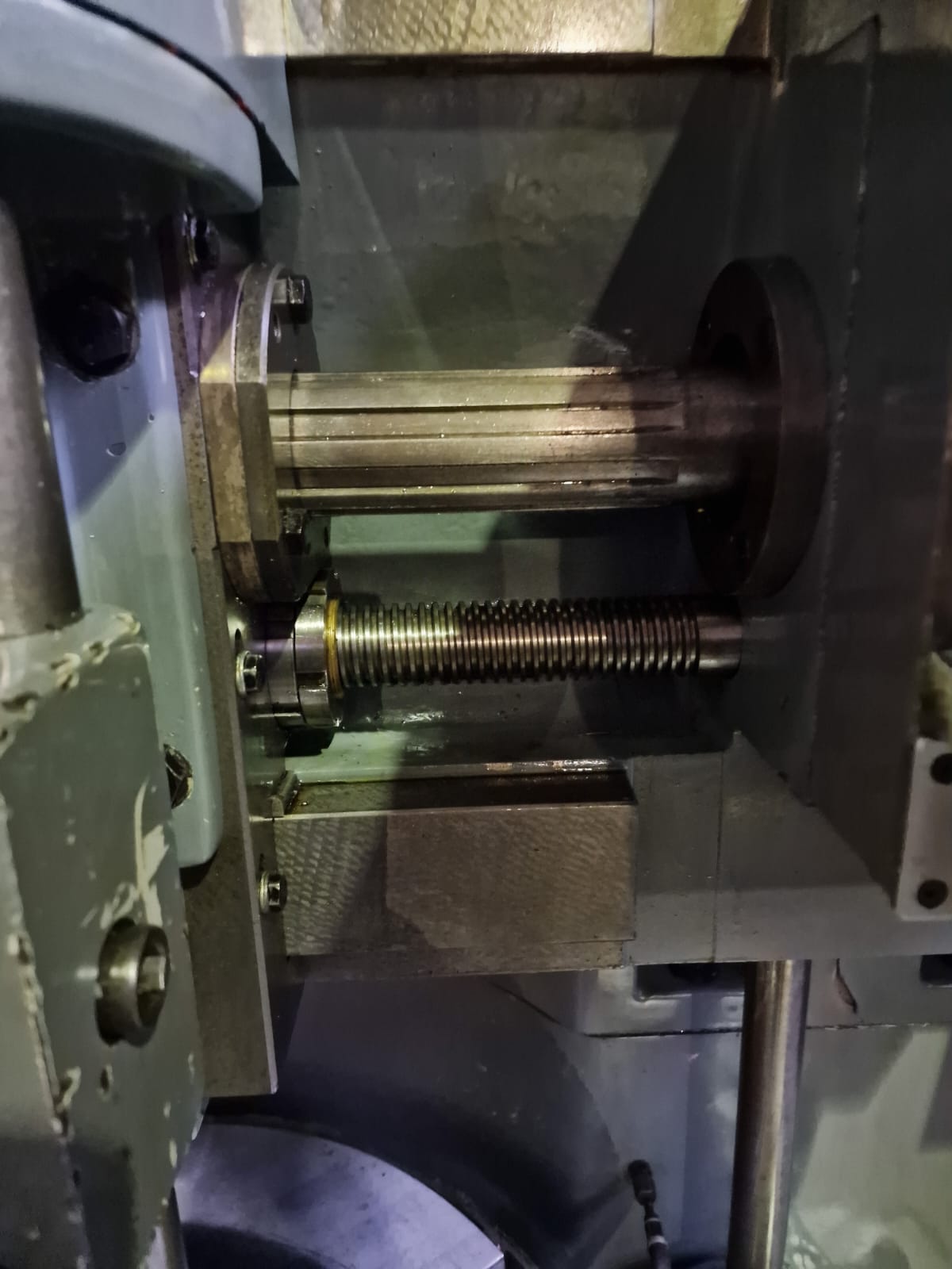 Usato Dentatrice a coltello LORENZ S8/630