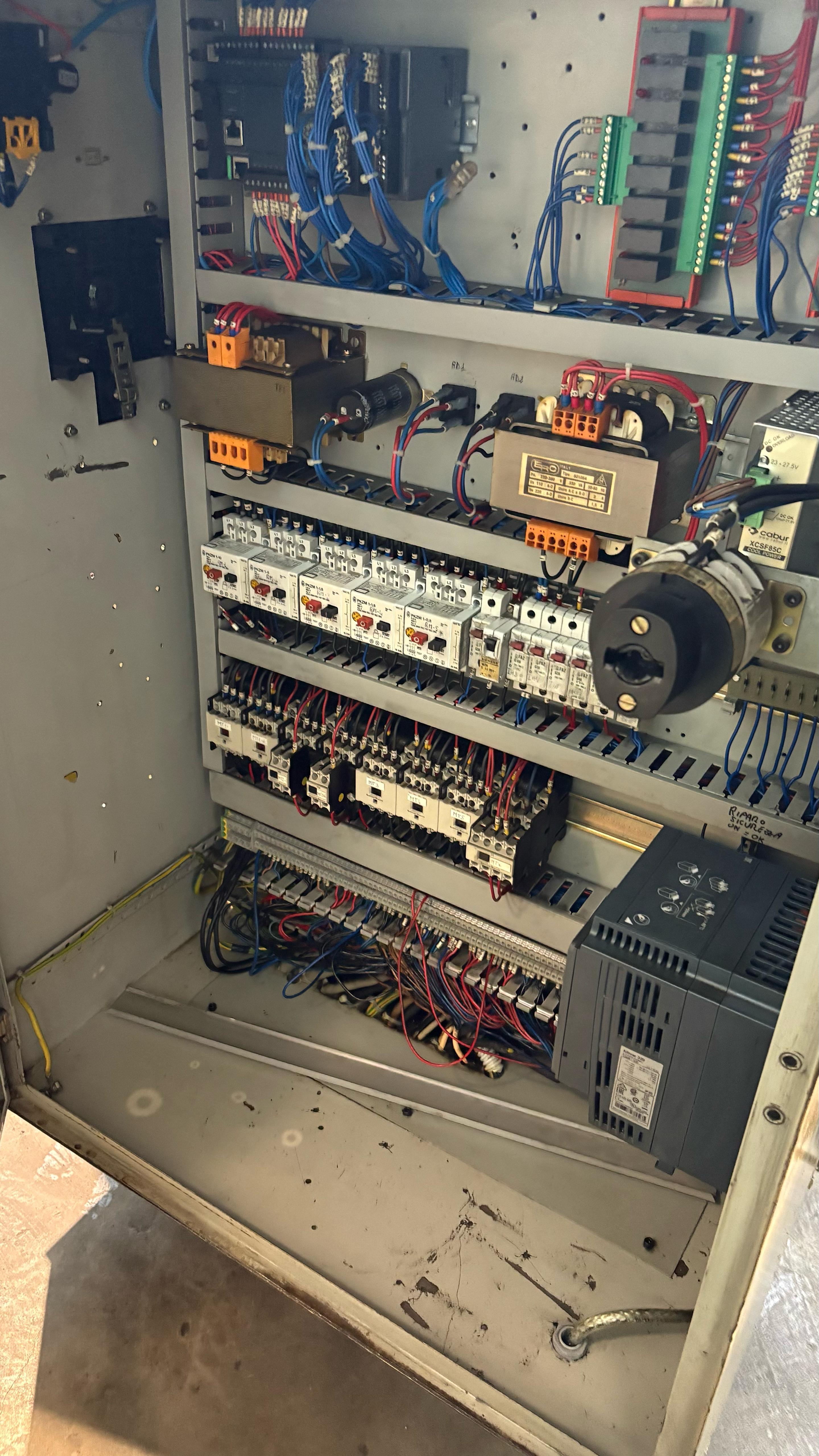 Usato Fresatrice per viti e filetti HECKERT ZFWVG 250x1250