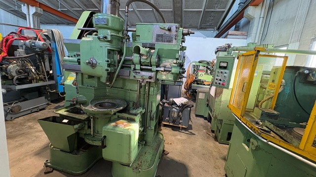 Usato Dentatrice a coltello LORENZ S7/500