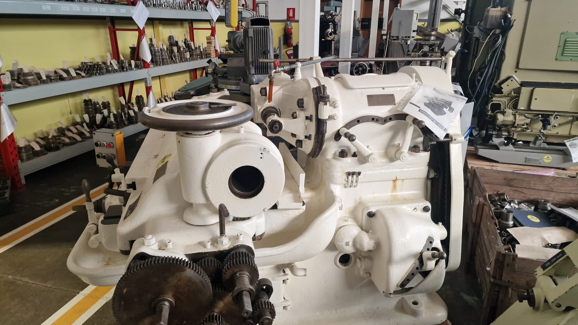 Usato Fresatrice per viti e filetti PFAUTER SF 1