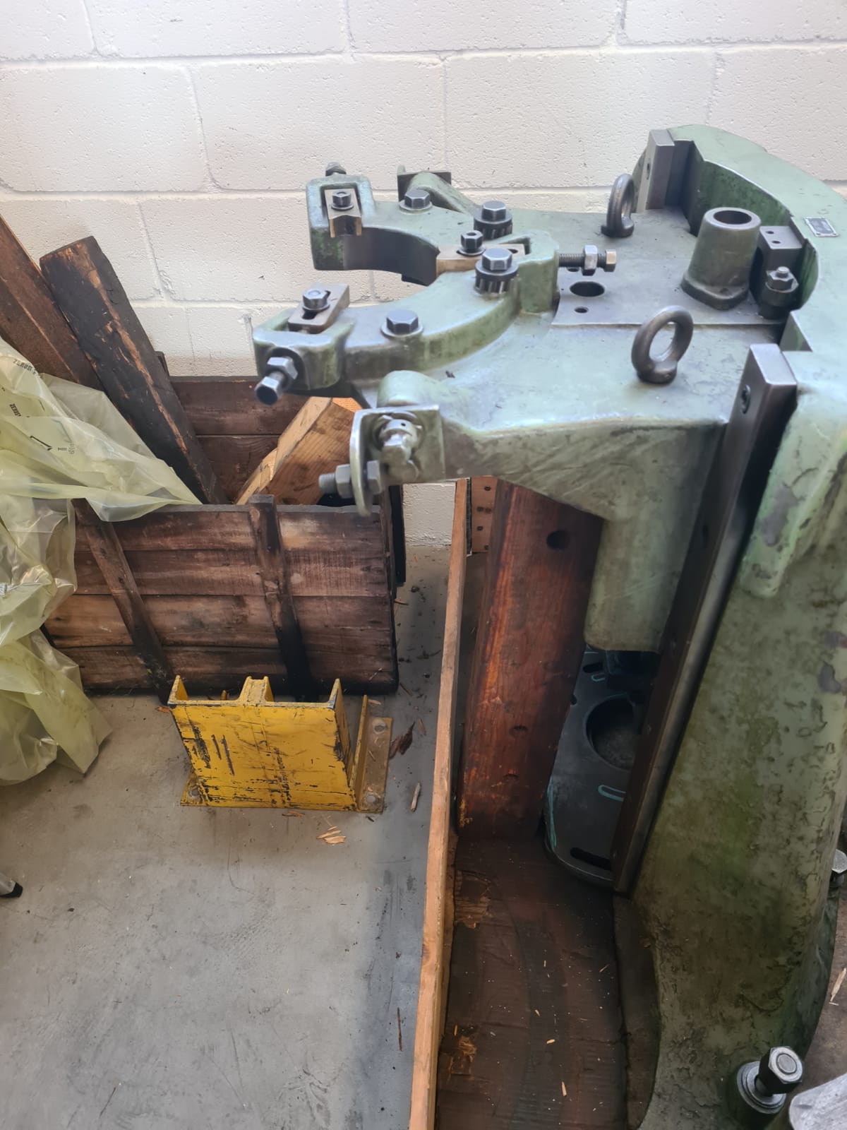 Usato Dentatrice a coltello MAAG SH 180/300 