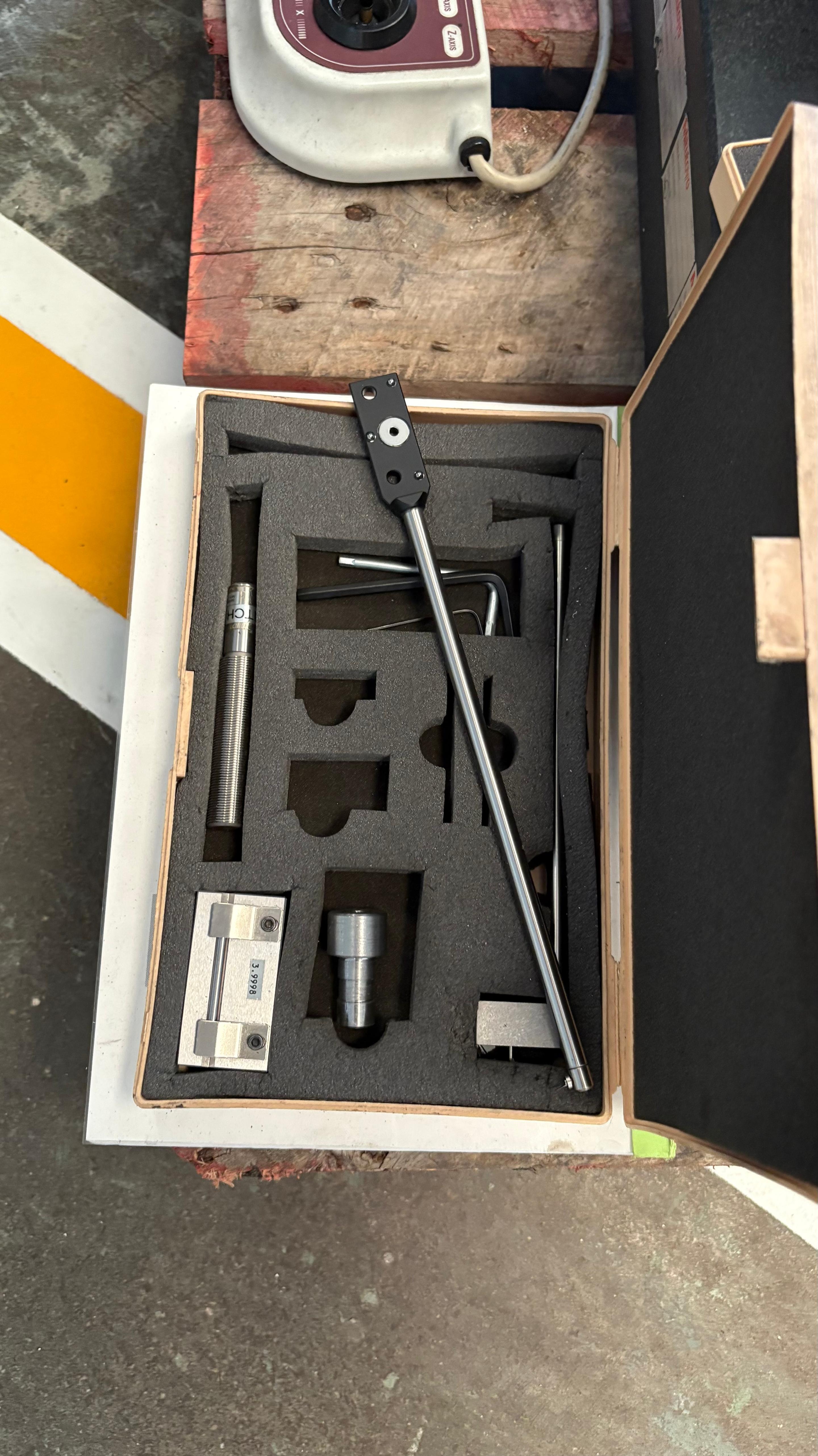 Usato Strumento di misura MITUTOYO