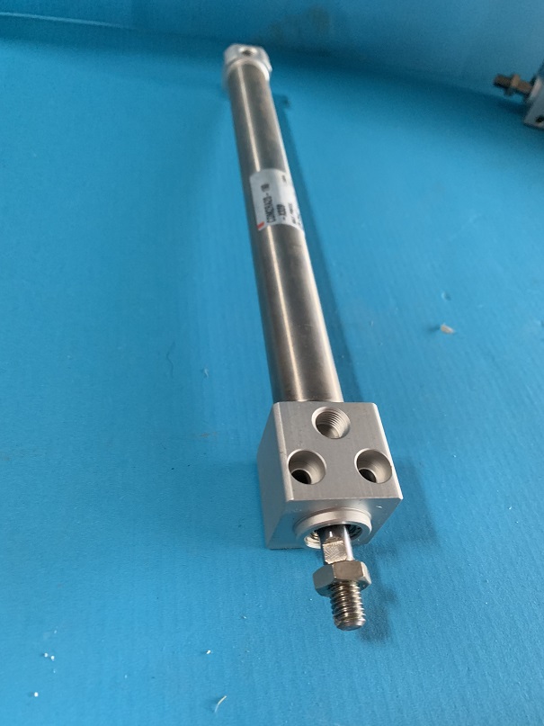 Used SMC Air Cylinder CDM2RA20-190-X339
