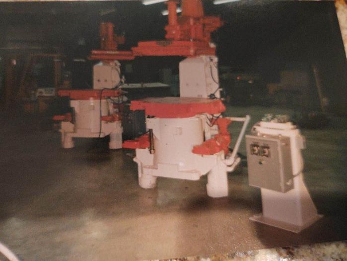 Used Osborn Ram Jolt Molding Machine 722 RA