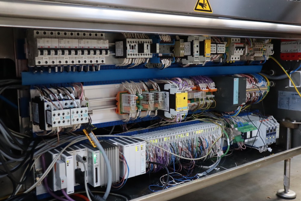 Used Multivac T800 automatic traysealer