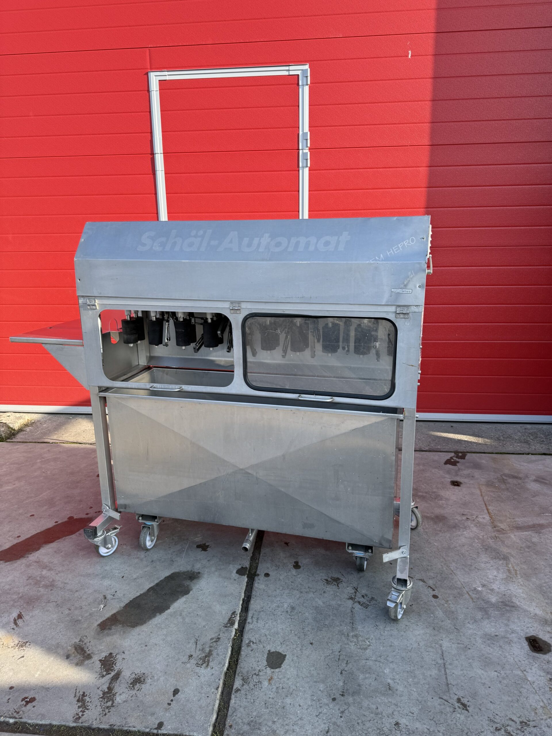 Used 2008 Hepro HSM-180/SAP asparagus peeling machine with 8 stations