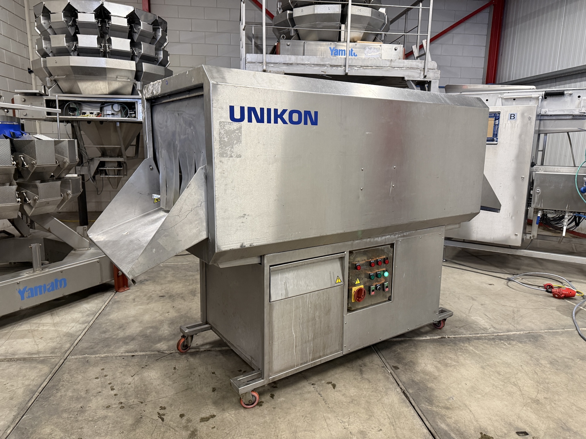 Used Unikon Crate washer compact with heating