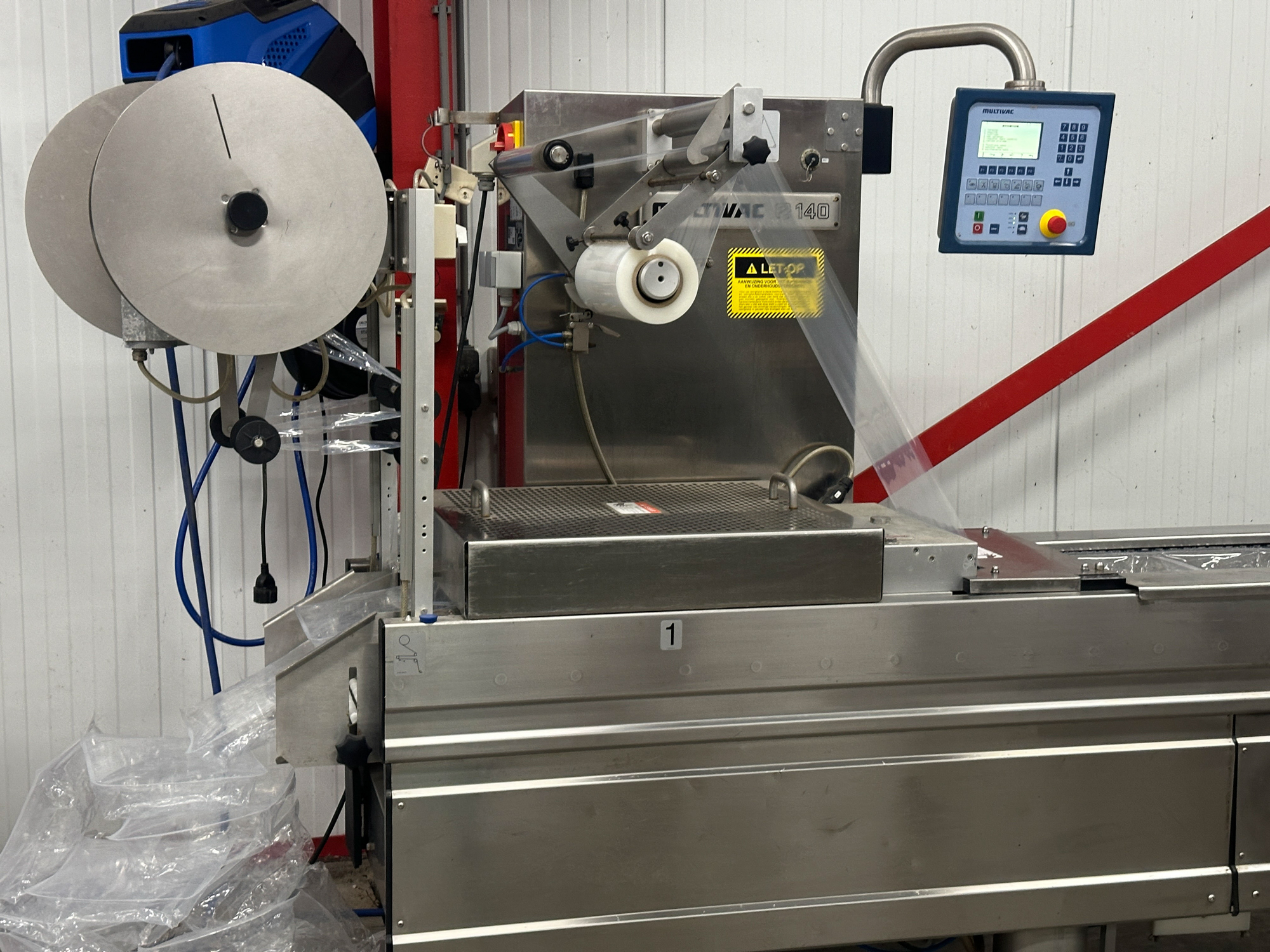 Used 2004 Multivac R140 compact thermoformer