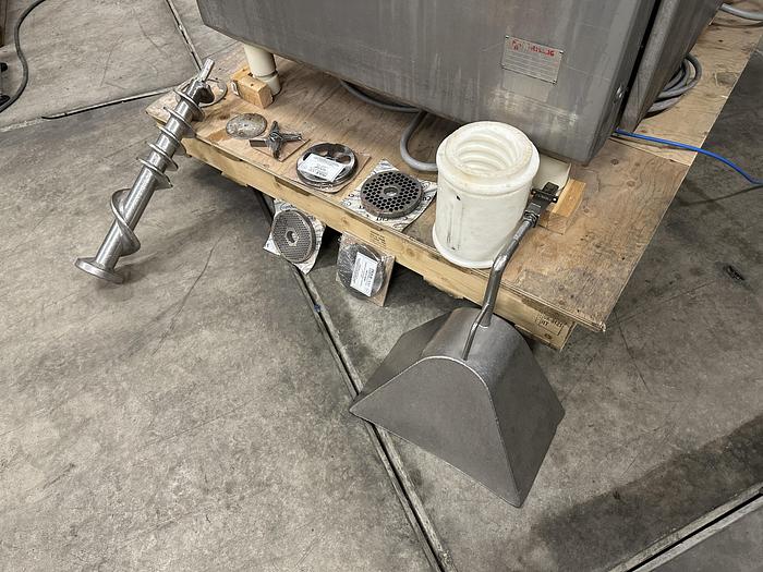 Used Wolfking SMG400/160 mixer grinder for Sale in Emmeloord, Netherlands