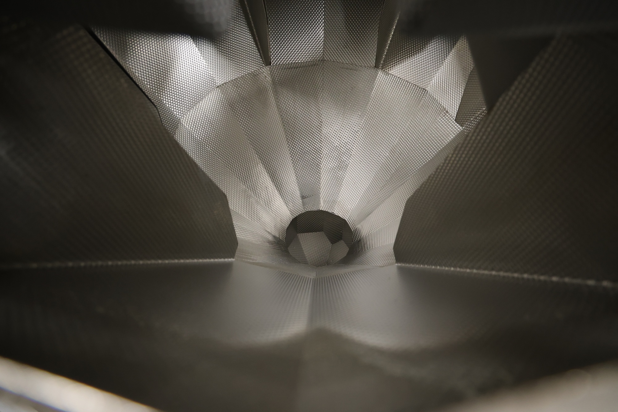 Used Yamato ADW-714-SWH multihead weigher