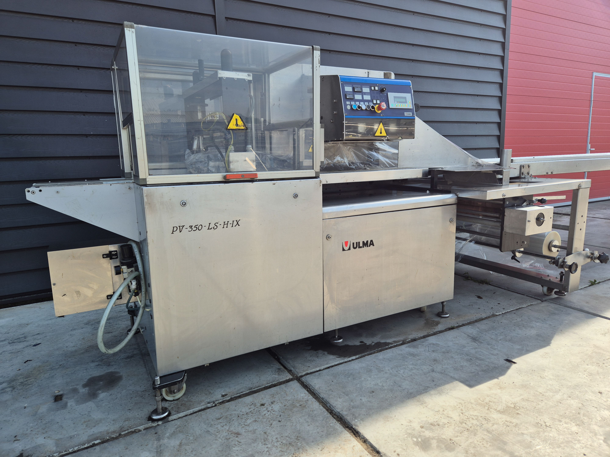 Used 2002 Ulma PV350-LS-H-IX flowpacker
