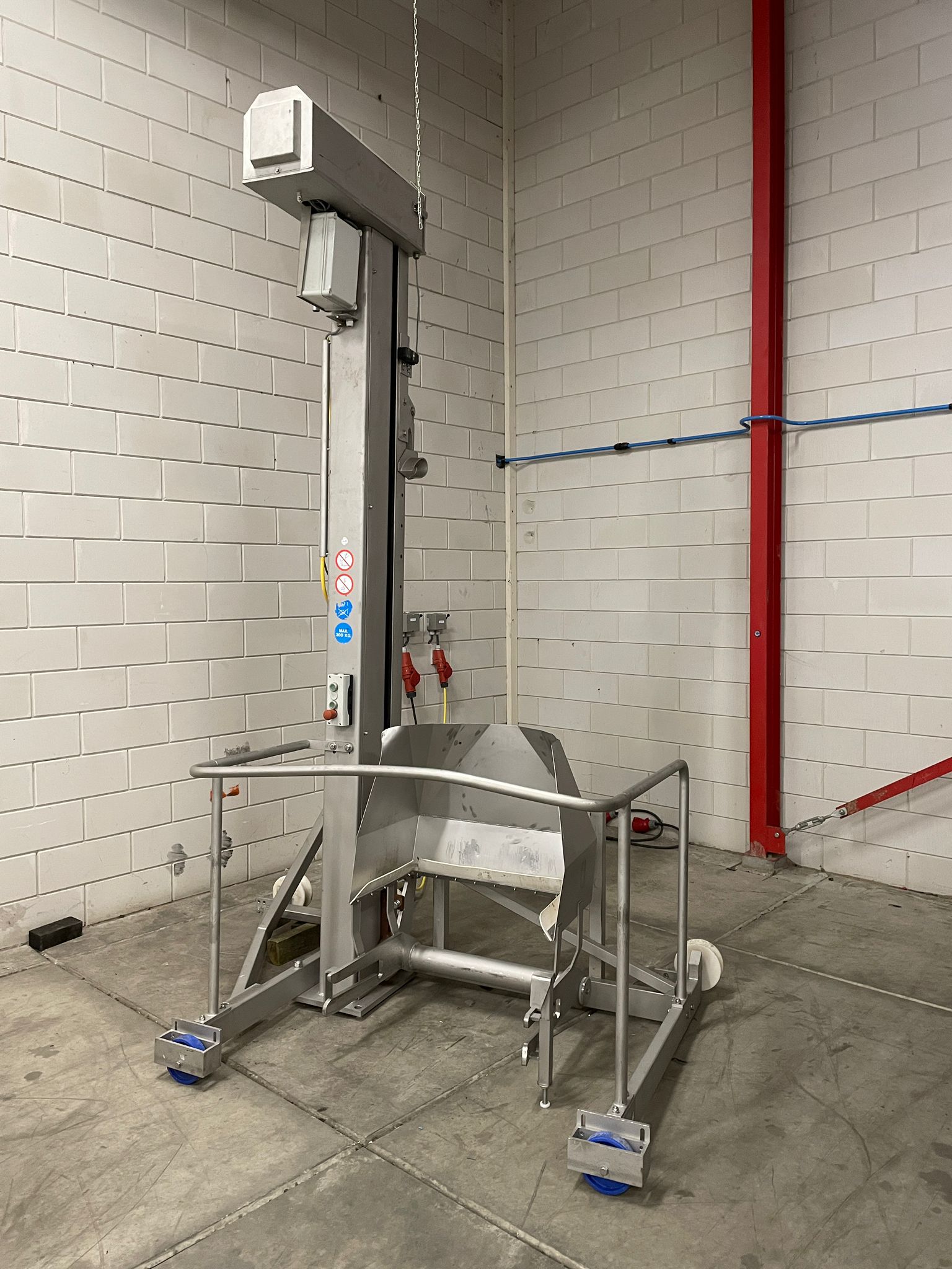 Used CFS Columnloader 300S