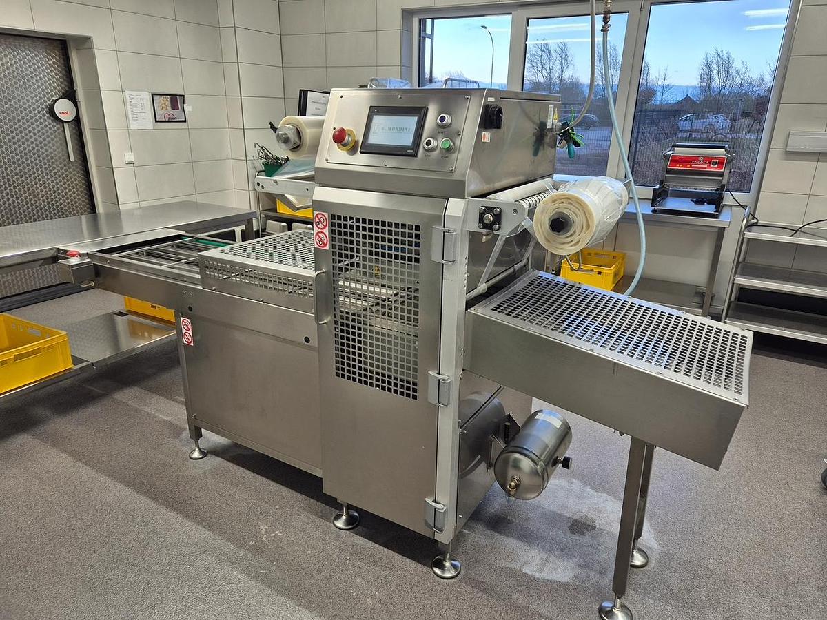 Used 2018 Italian Pack Inline traysealer