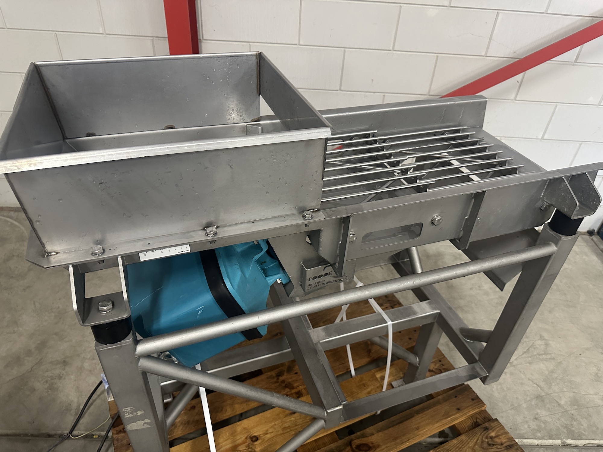 Used 2011 FoodeQ Vibratory feeder