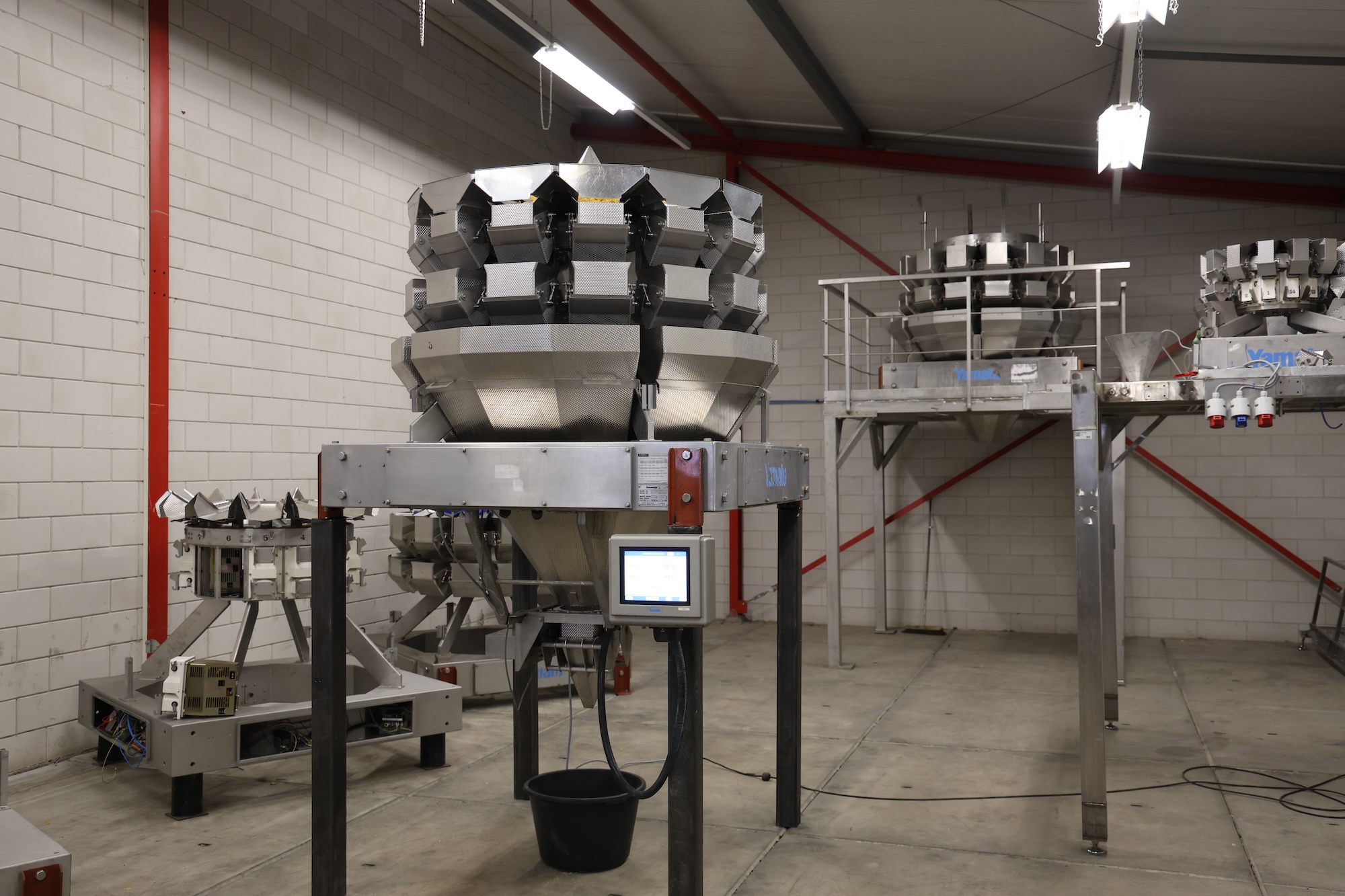 Used Yamato ADW-714-SWH multihead weigher