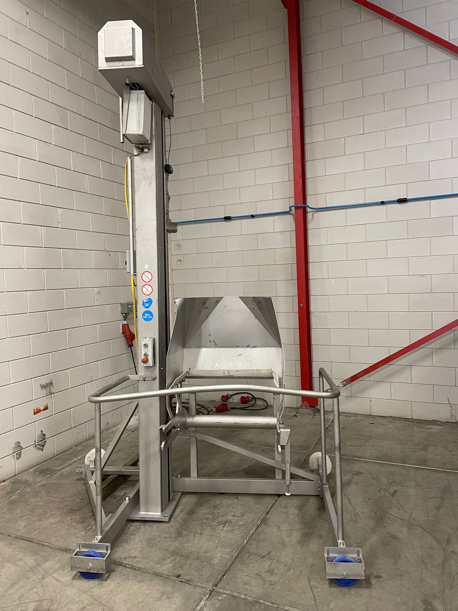 Used CFS Columnloader 300S