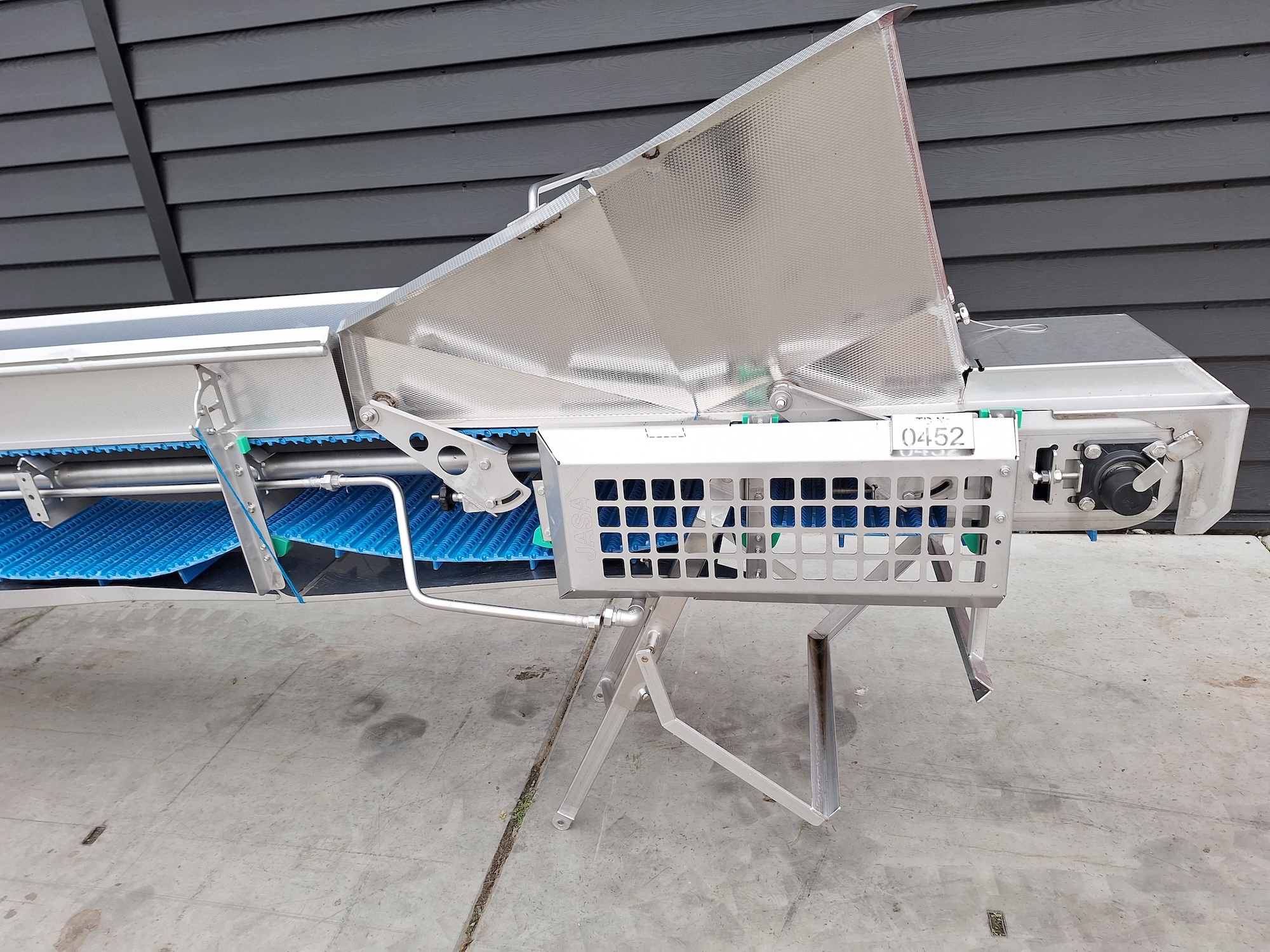 Used 2009 Jasa Mountec Z-elevating belt