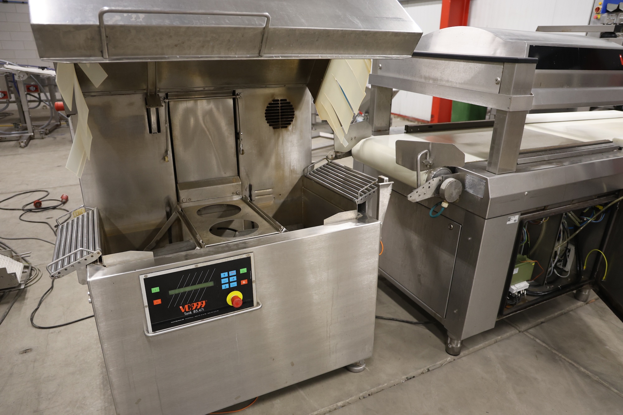 Used 2008 VC999 K7 vacuum line with shrink tunnel