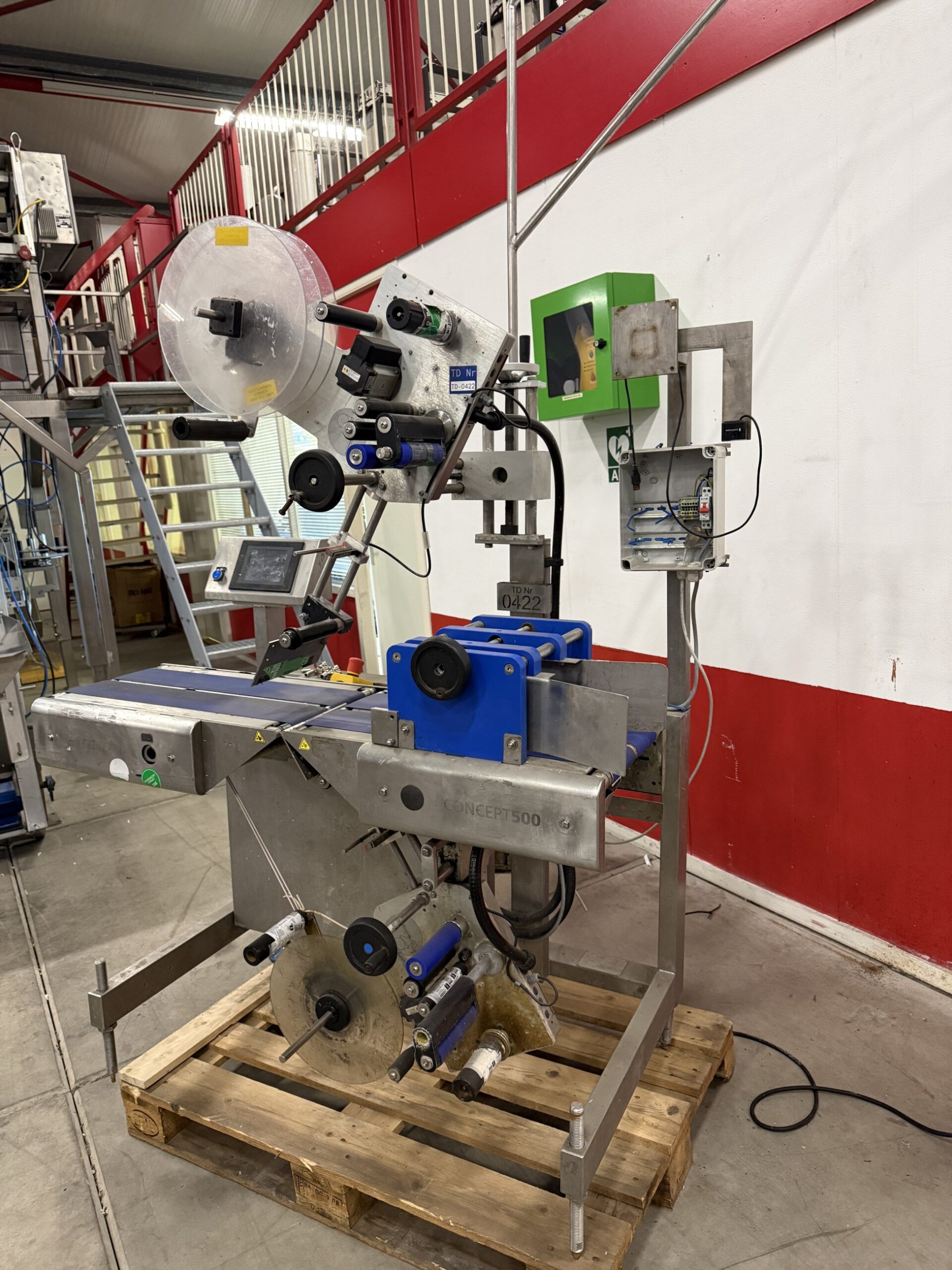 Used Marel top and bottom labelling machine with conveyor