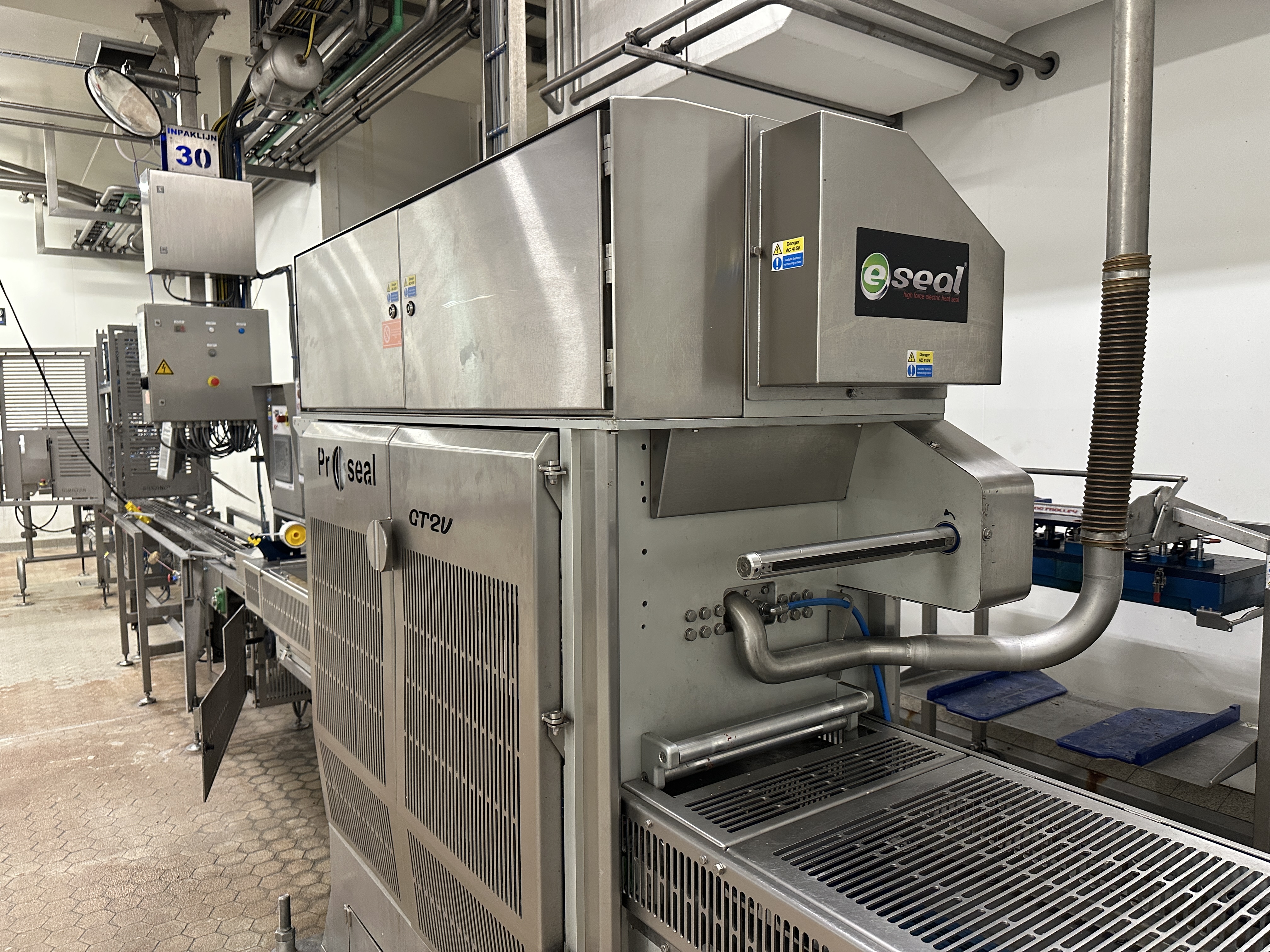 Used 2014 Proseal GT2 Vacuum traysealer