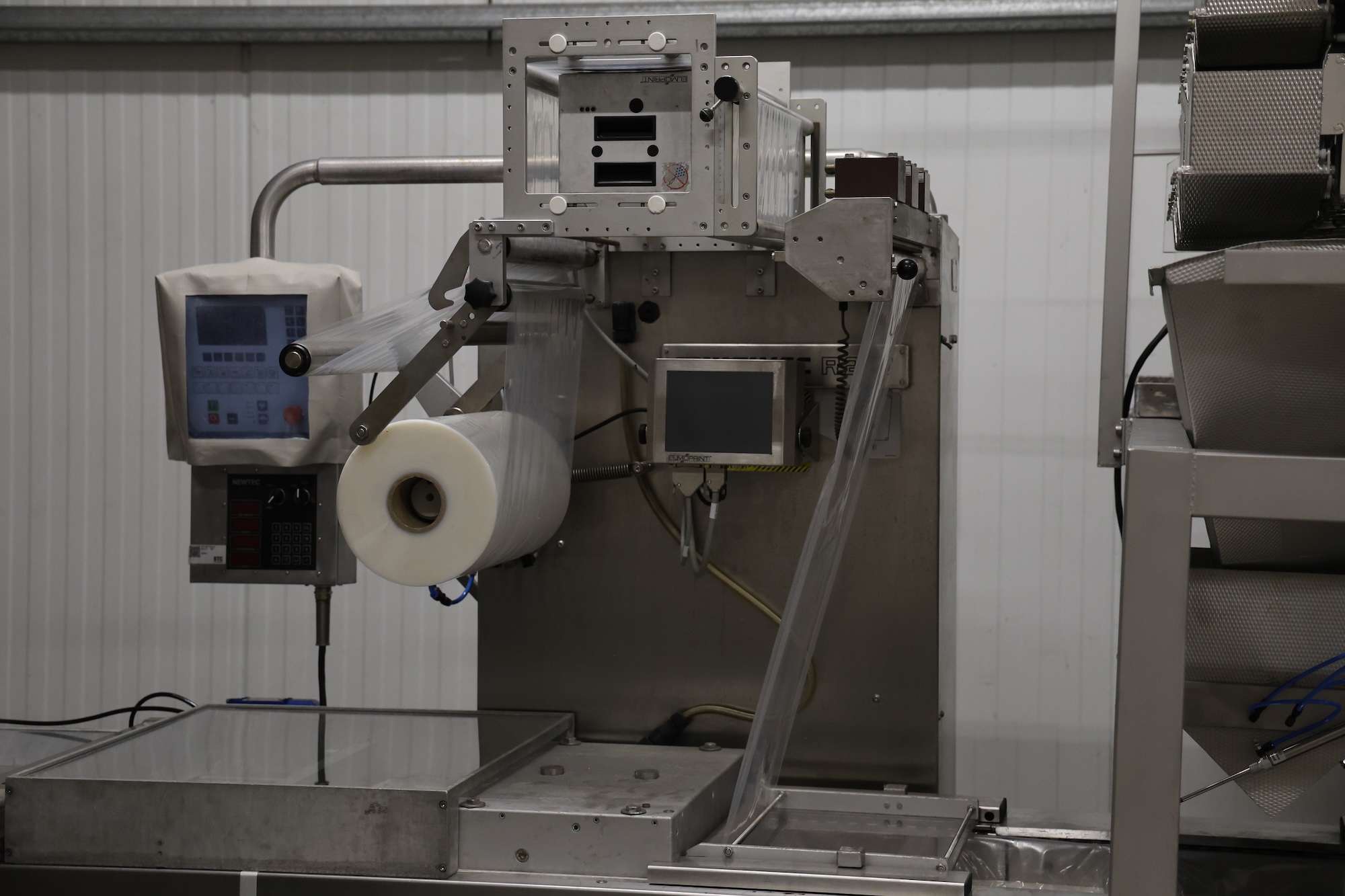 Used Newtec - Multivac Ultra compact automatic packing line