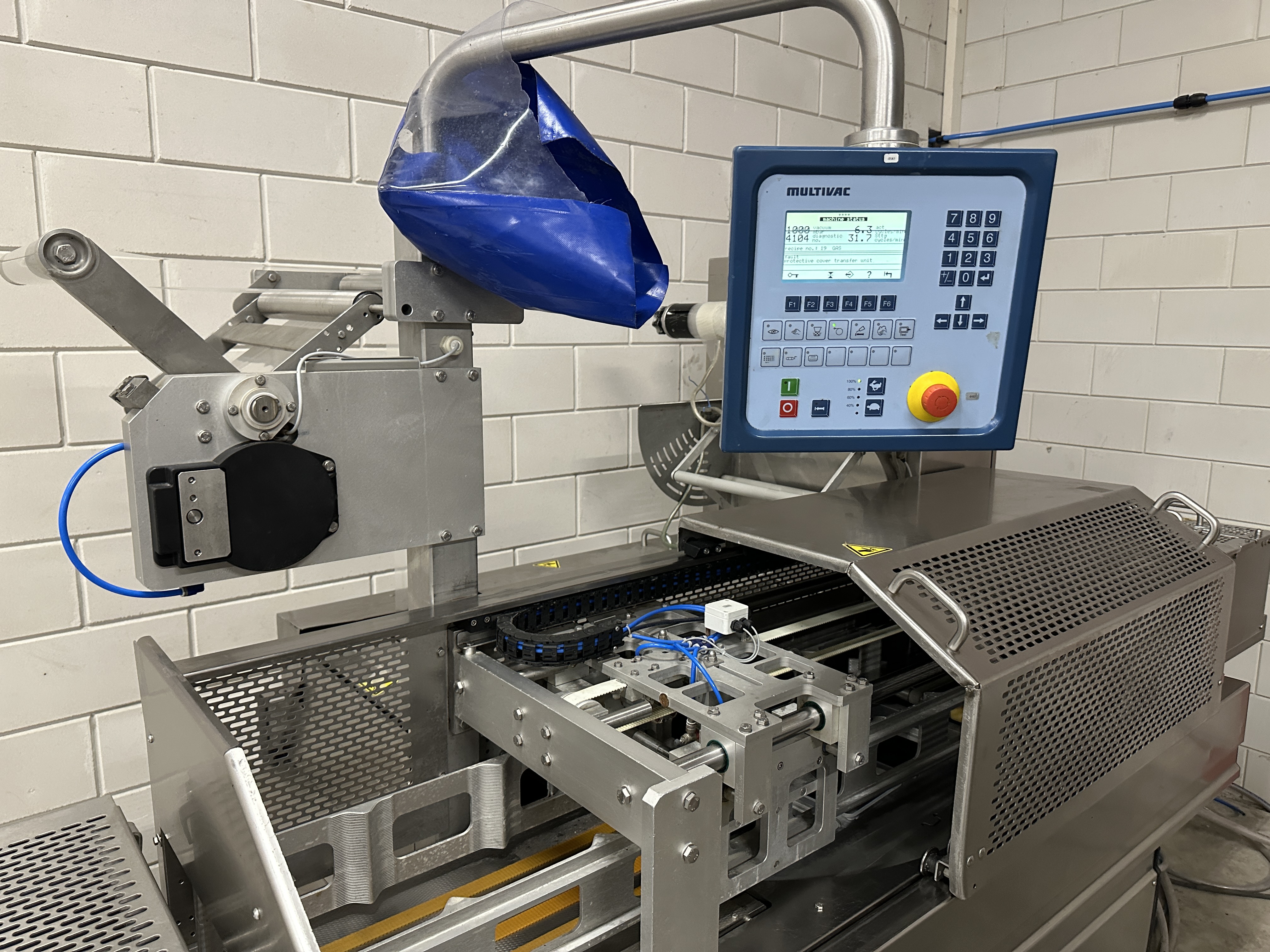 Used 2012 Multivac T400 automatic traysealer